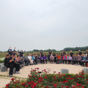 인덕 자연마을 장미꽃 밭 나드리